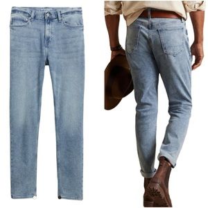 Men’s $105 Banana Republic Light Stone Wash Athletic Tapered Fit Jeans 32/30